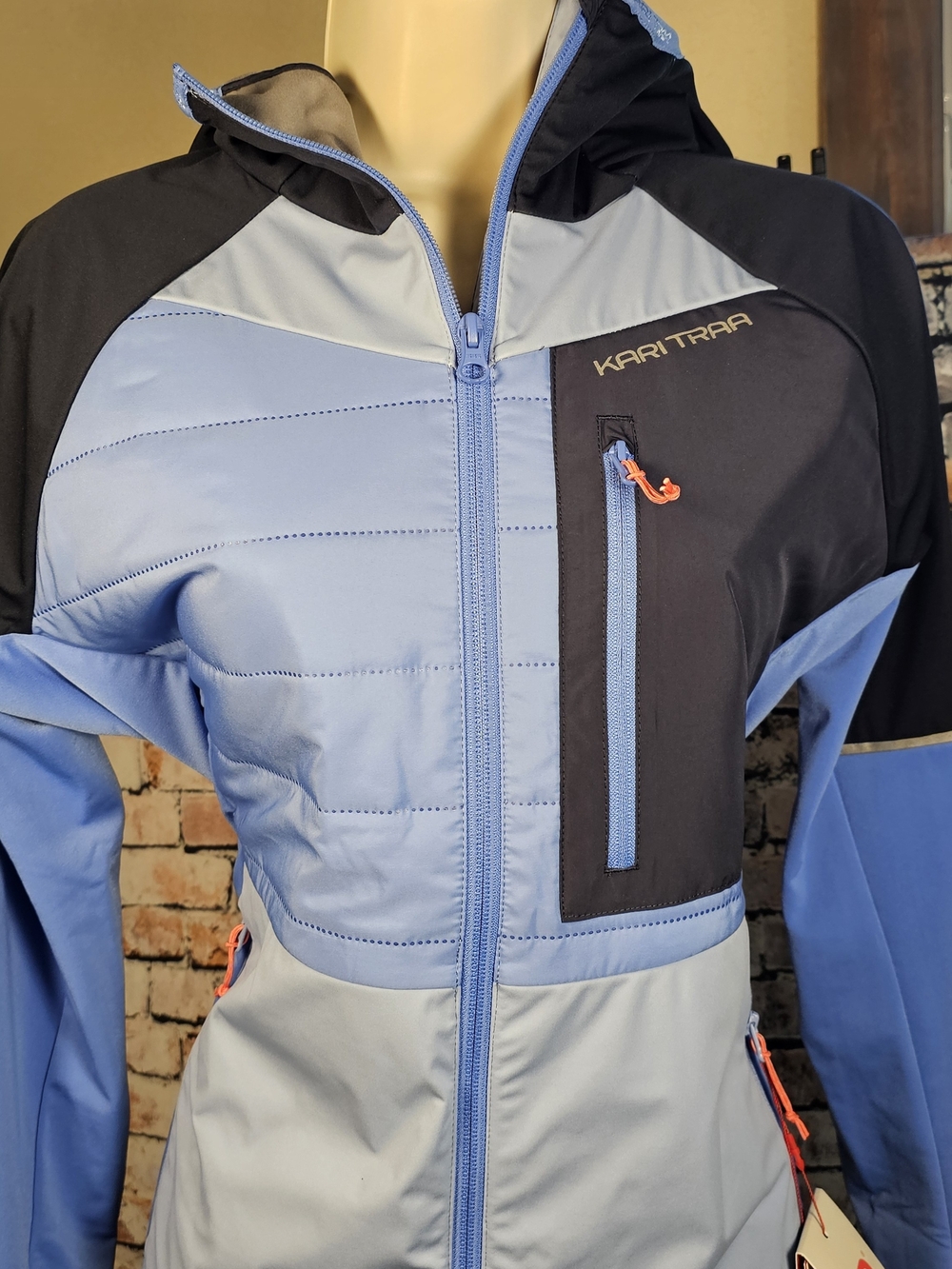 Kari Traa Nia Jacket Large NWT Hooded Hybrid Softshell Insulated Blue Black
